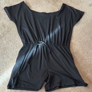 SHEIN Black Short-Sleeve Drawstring Waist Romper